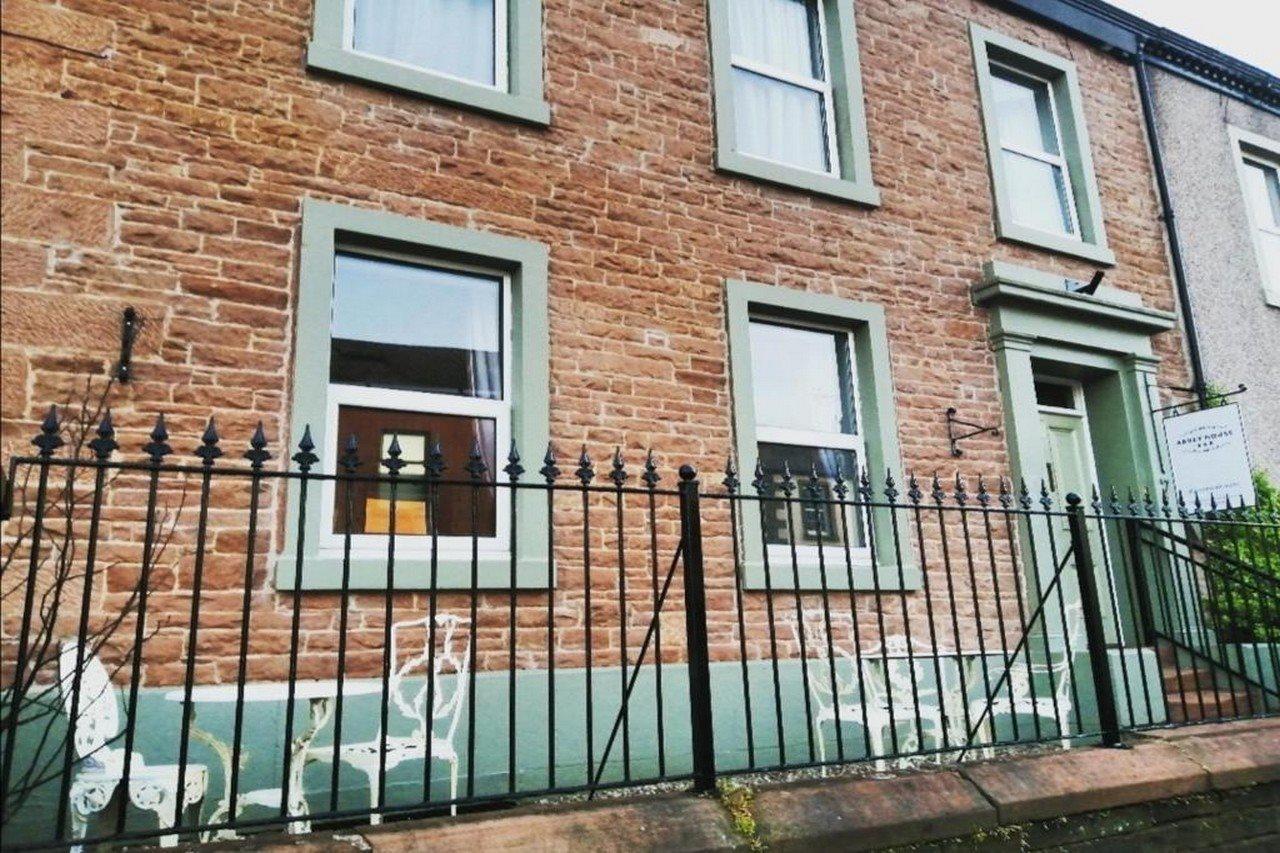 Abbey House B & B Penrith Exterior photo